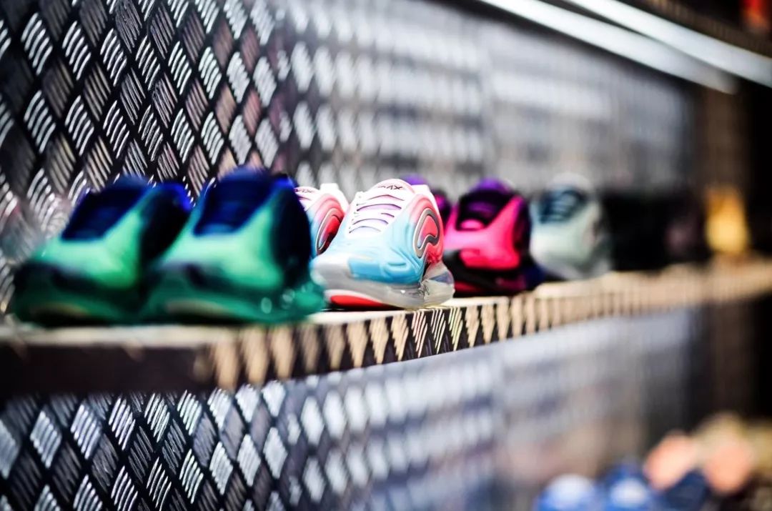 耐克陈冠希联名功夫鞋,nike最火的气垫鞋