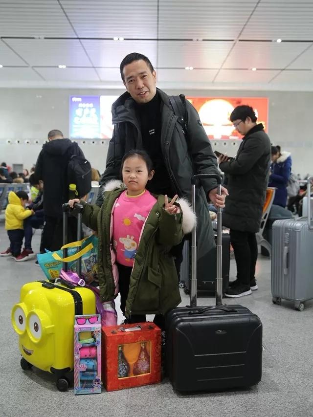 嘉兴本地过年走亲戚送什么礼物,从浙江嘉兴回来带什么礼物