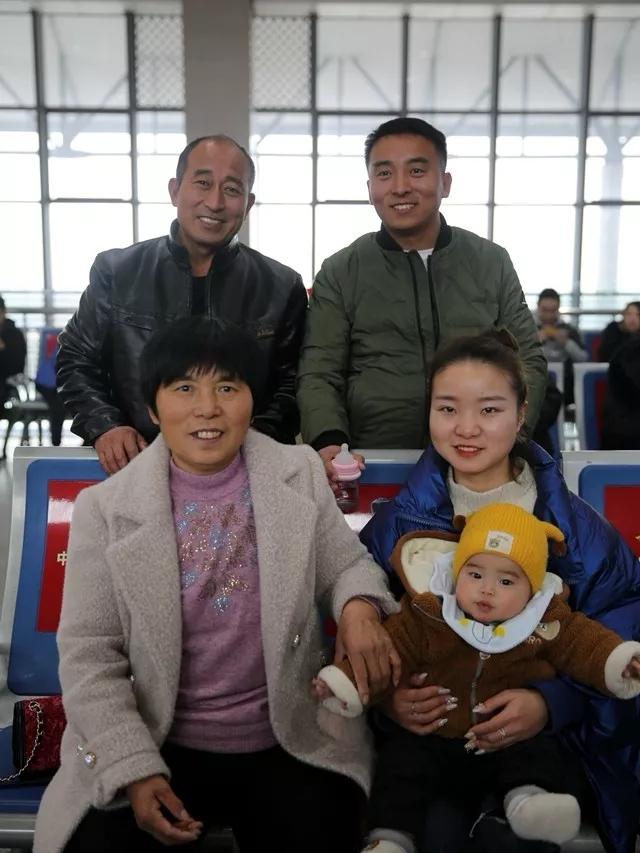 嘉兴本地过年走亲戚送什么礼物,从浙江嘉兴回来带什么礼物