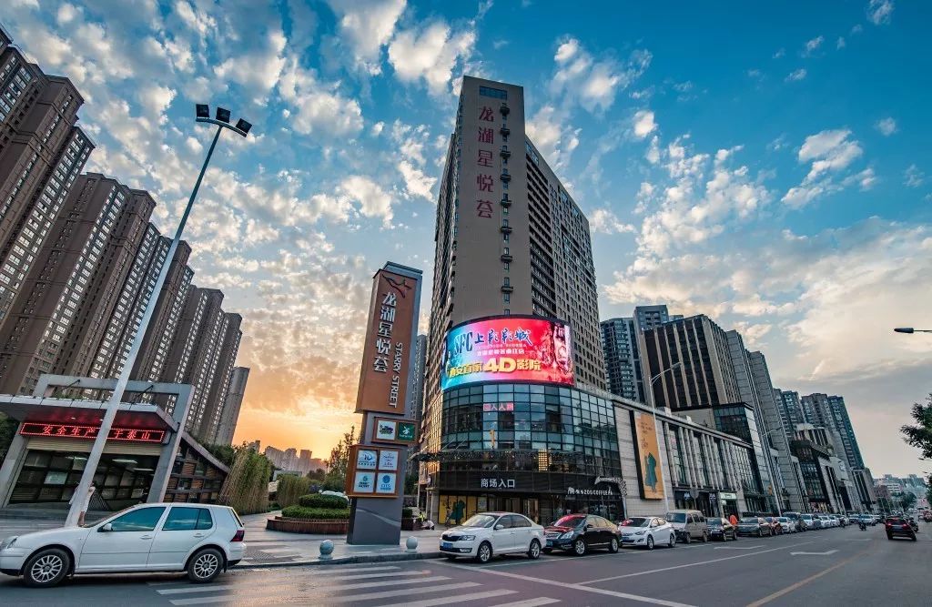 西安有哪些商场打折力度大,西安周末适合逛的商场