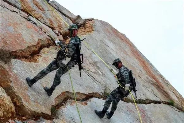 关注退役军人了解更多知识,关注军人