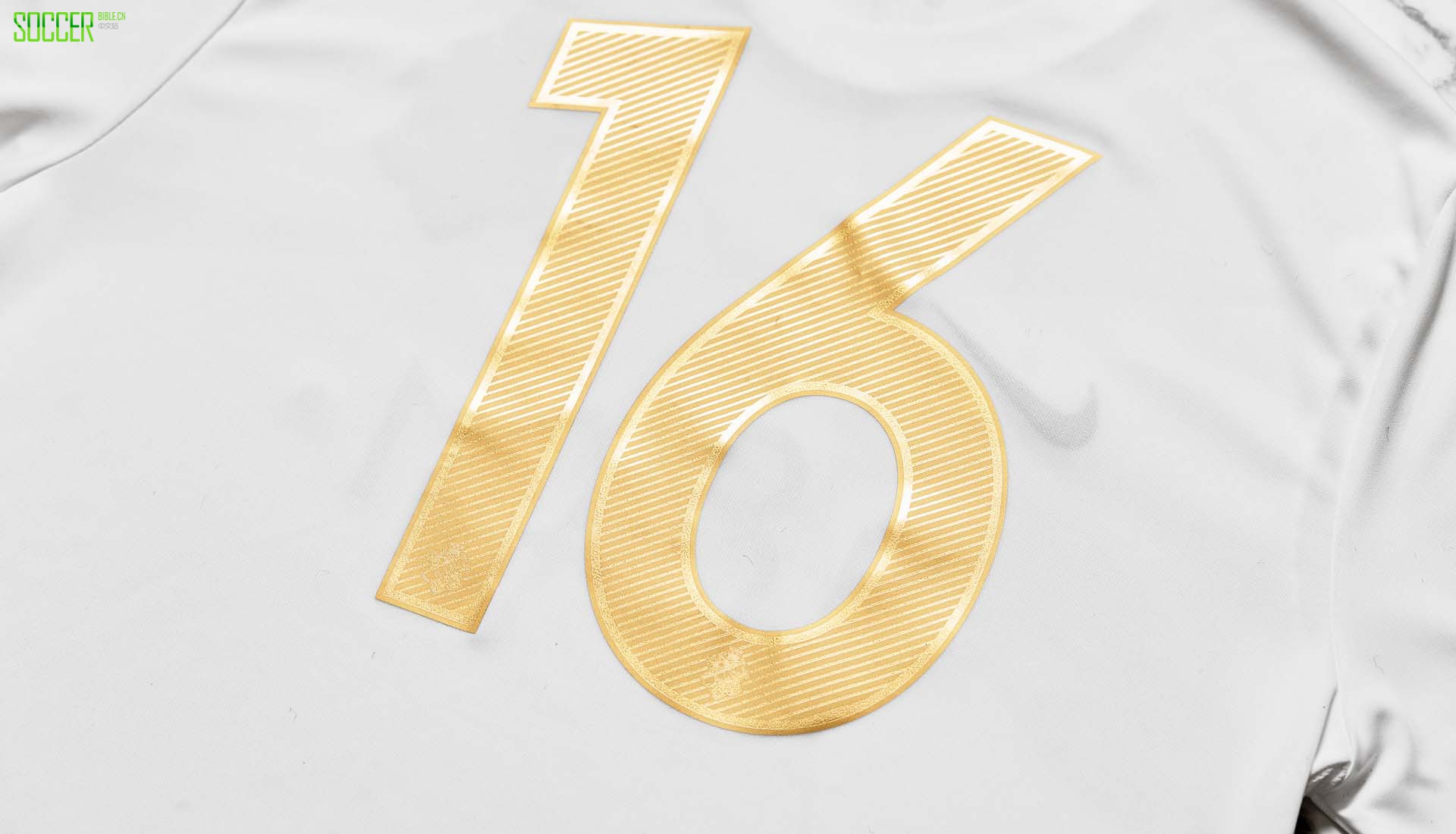 耐克推出SublimeAIK1891白色版球衣