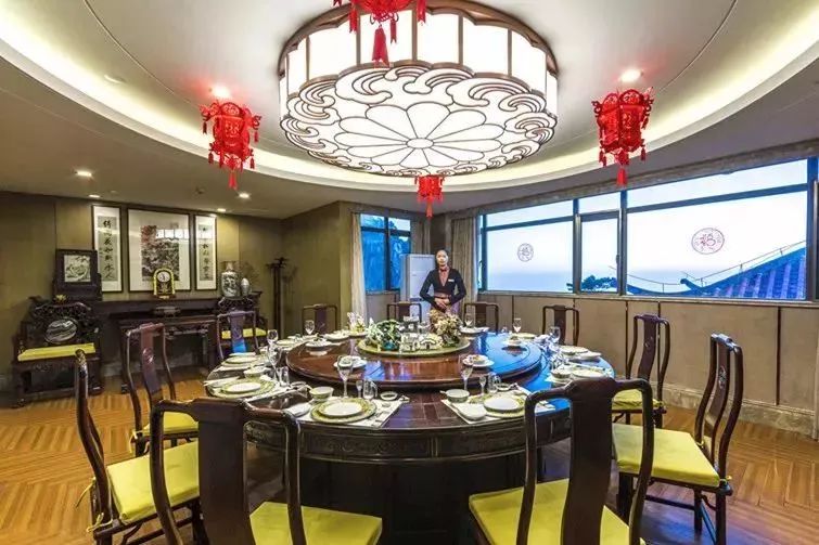 黄山正月游玩,黄山人游黄山免费票难抢吗