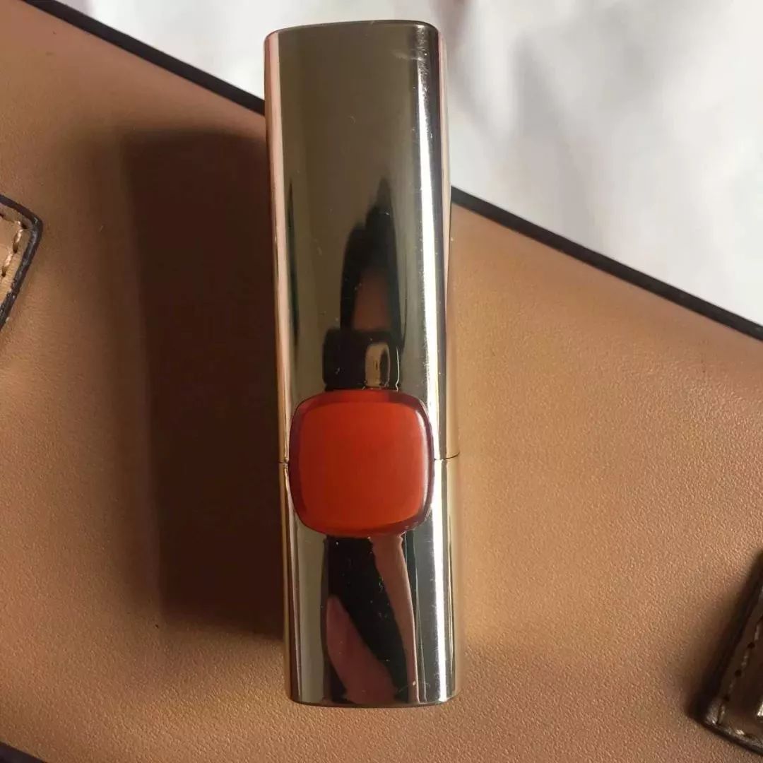 素颜面试被嫌弃,素颜找工作