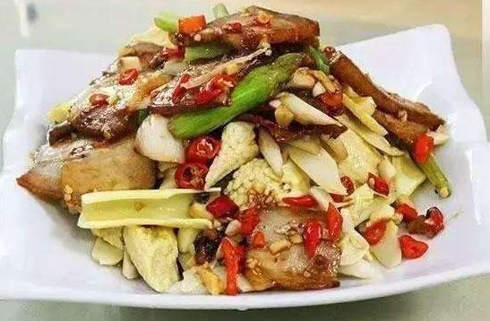 春天吃花要关注！吃错会中毒，头晕恶心呕吐，每年都有人中招