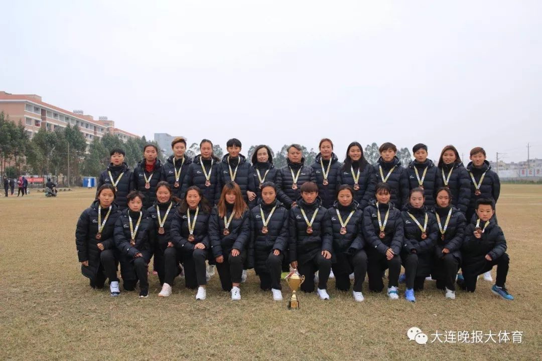 这个冬天，大连足球迎来青训史上最大规模冬训！来，听听亲身参与者、大连U18青年女足主教练范轶颖的感受！