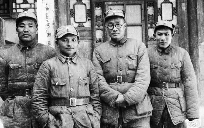 集结号丨*小平邓**同志死22周年，追忆他在太行山的艰苦岁月