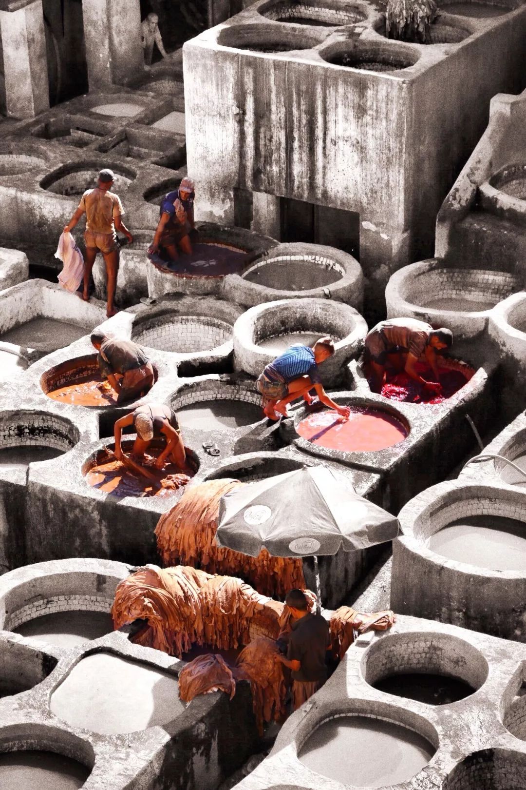 这座城是“好色”者的天堂，带上相机，并且谨慎！