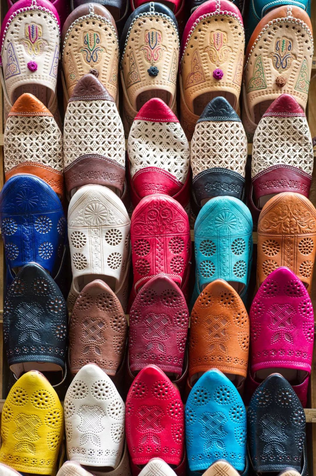 这座城是“好色”者的天堂，带上相机，并且谨慎！