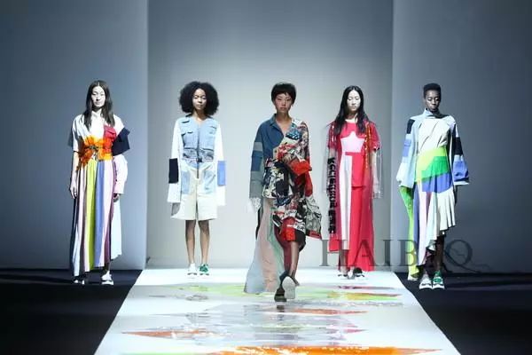 c罗球衣变化史,c罗15-16赛季球衣