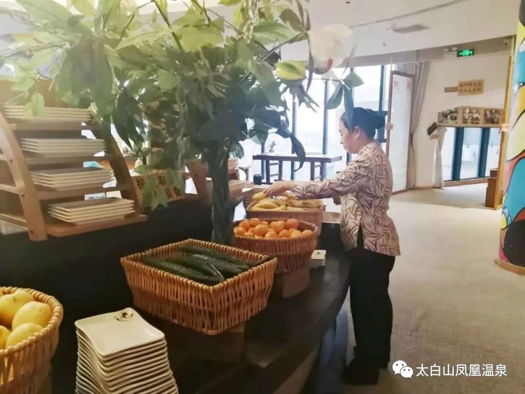 太白山凤凰温泉美食攻略,太白山温泉自助餐一体畅吃畅玩