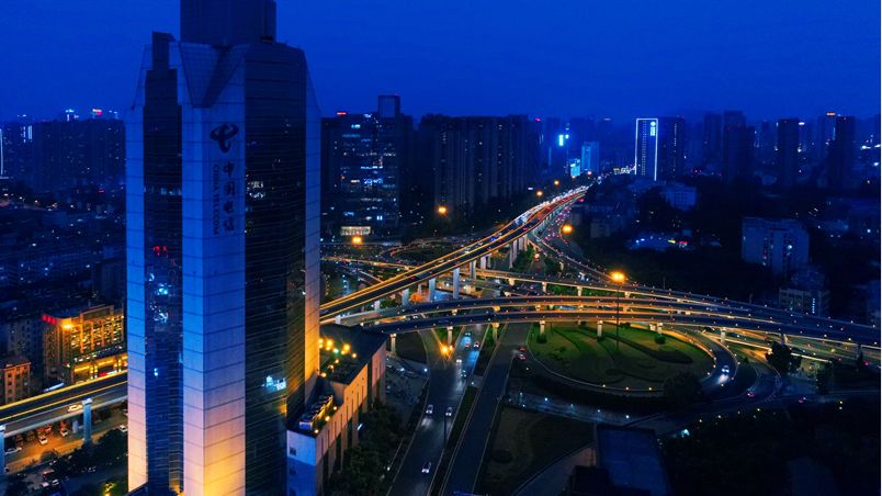 14载芳华，成就与世界对话的国际商圈，带你领略三里庵不可复制的奇迹！