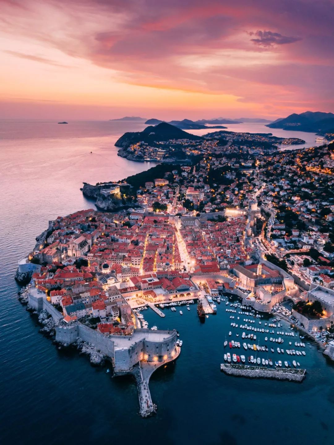 好想来一场自由的旅行,好想来一场自由自在的旅行