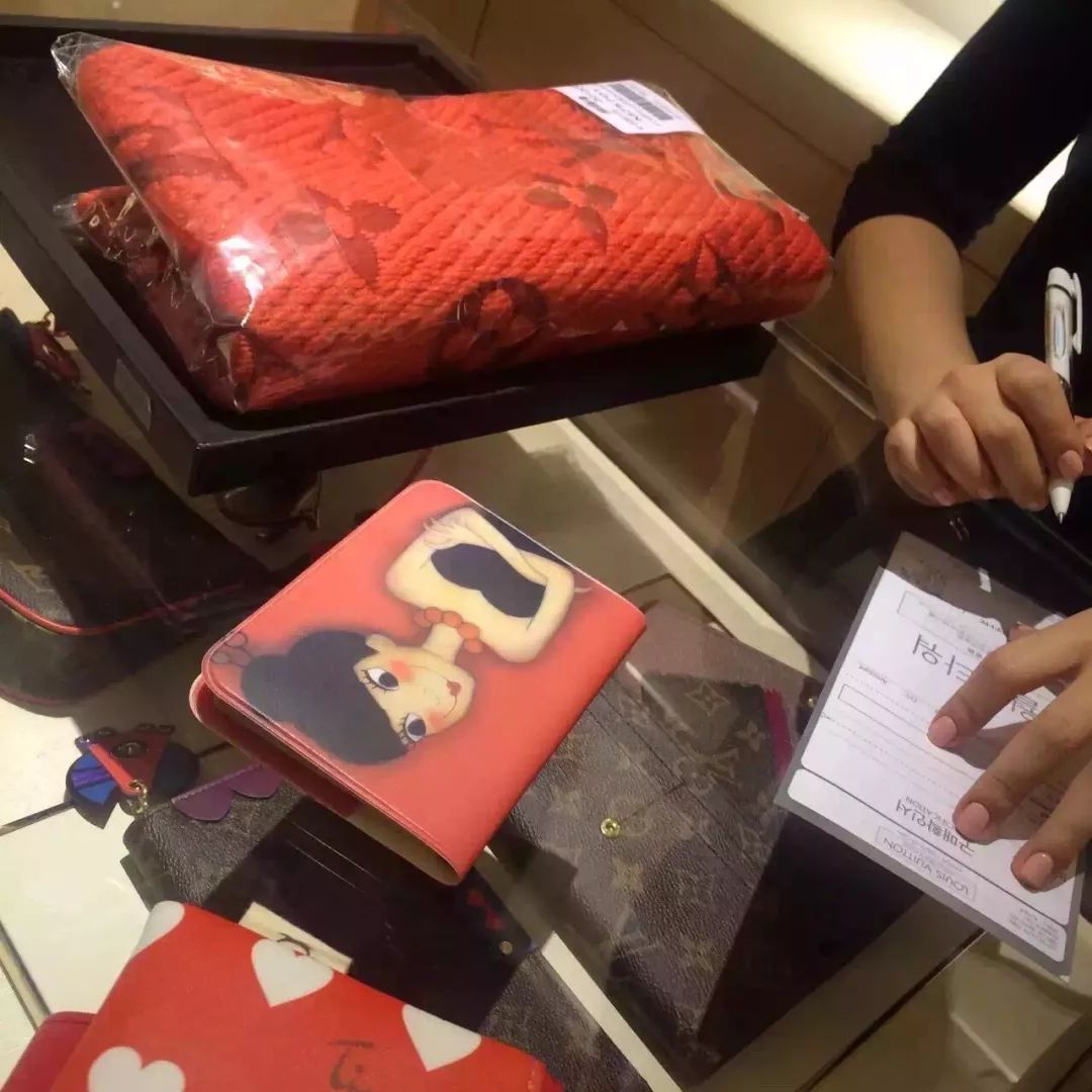 国内首家市内免税店将在北京落地,成都市内首家免税店