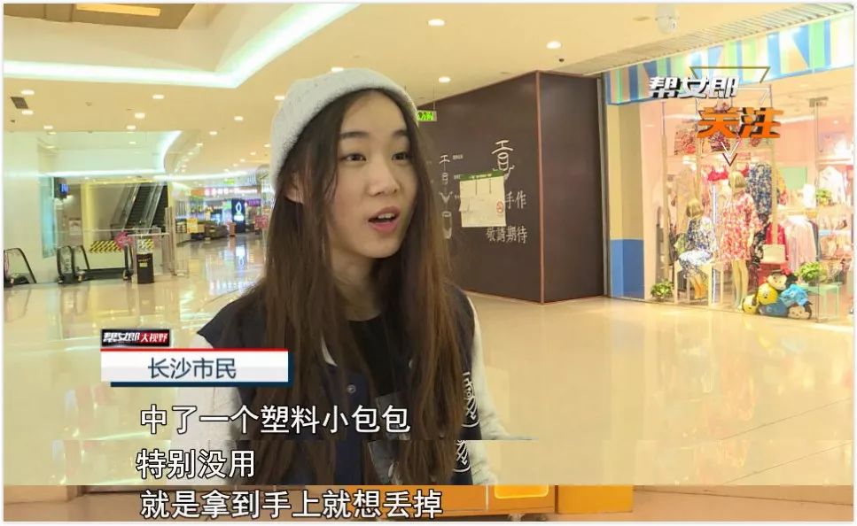 幸运盒口红机,口红盲盒开出正版口红