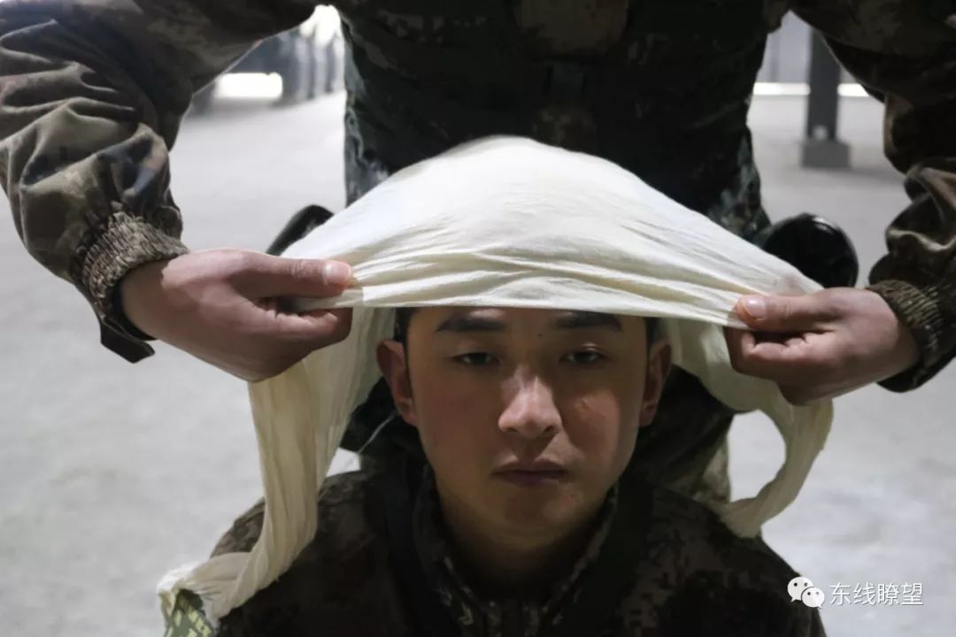 三角巾多种使用方法,三角巾使用方法及关注事项