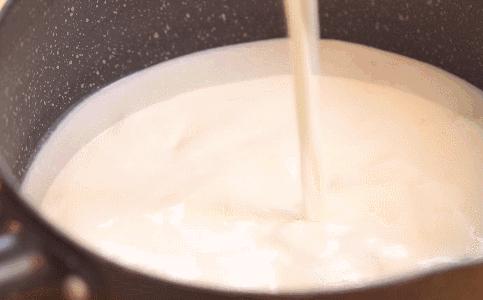 馄饨馅怎么调好吃教程窍门,大厨馄饨馅的调制做法