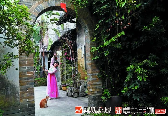 广西外嫁女集体回娘家活动,通知外嫁女回娘家聚会的公告