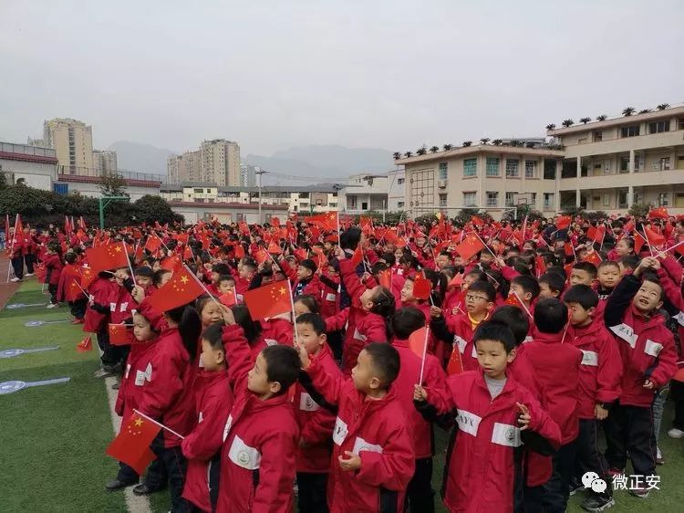 开学看到同学的样子,开学看同学的表情