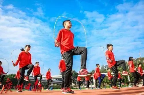 广州中考体育1000米成绩标准,2022年广州中考体育满分标准