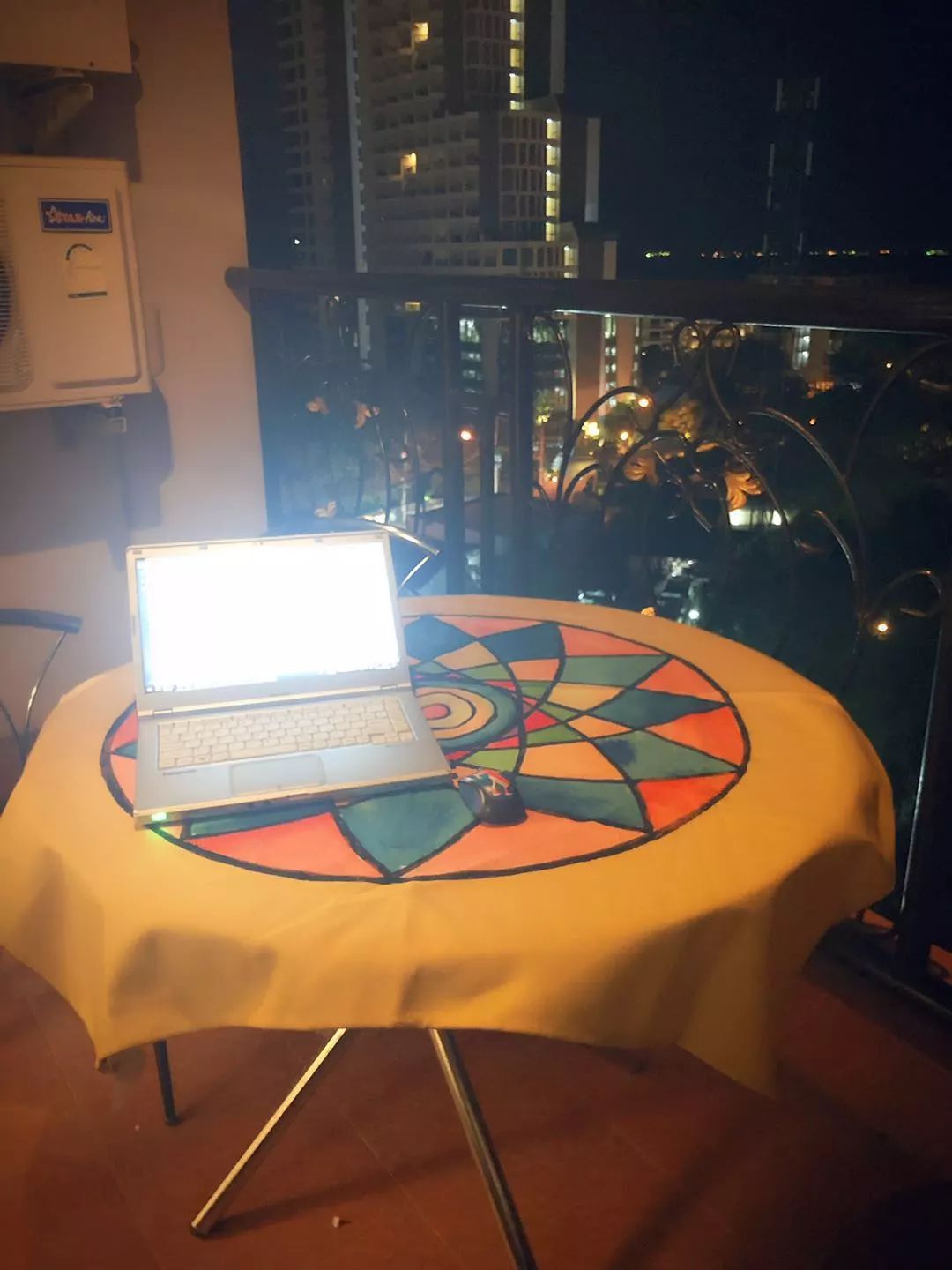 用这些软装，我把泰国“老破小”改造成了美貌度假屋｜二宝爸淘货