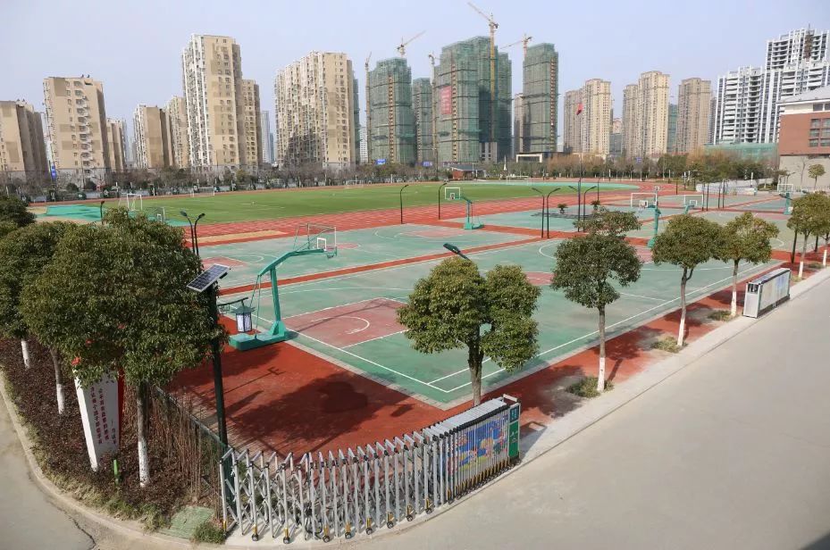 盐城免费运动场,盐城体育运动学校训练场