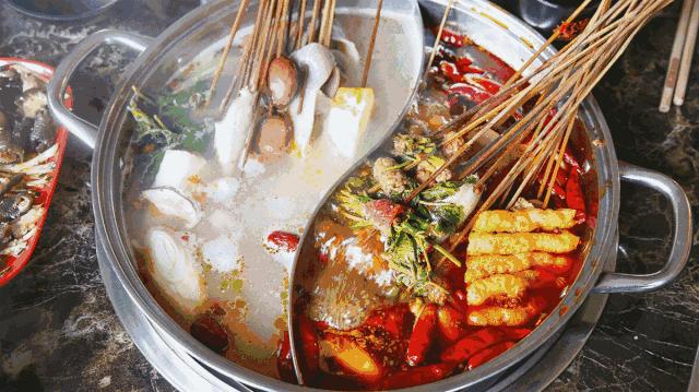 全莱州的女王女神都来了！停车一定免费、万向轮行李箱也一定免费……