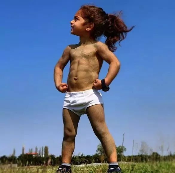 泰山腹肌小孩,五岁小孩儿8块腹肌