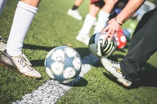 *会两**时间|与你有关！驾驶证、地方戏曲……今年*会两**上，他们发出这些好声音~