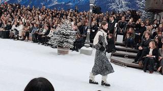 别哭|更美的香奈儿会继续...