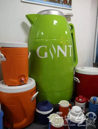 我市一家企业在46年的岁月更新中，心无旁鹜地从事着实业！