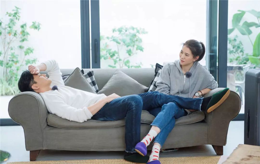 花钱减压|《妻子的旅行2》“旅行五美”成团，吃穿用度和婚姻观都来打榜！