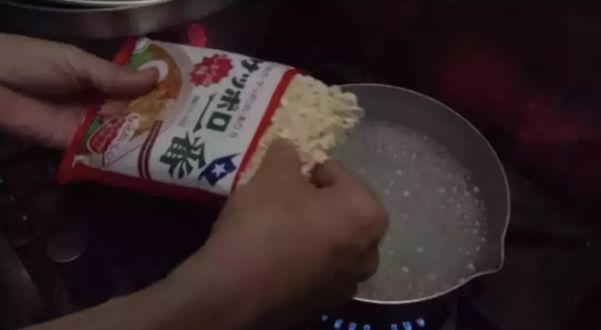 绝了绝了！这锅子是怎么回事？为毛煮啥都特别好吃