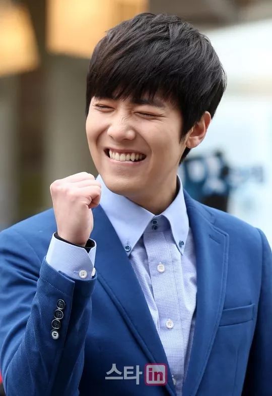 告捷性招待事件牵出大瓜！大批爱豆牵连其中，竟然还有崔顺实的事儿？！