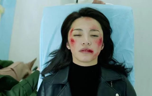 姚晨哭着谈中年视频,姚晨40不惑成困惑