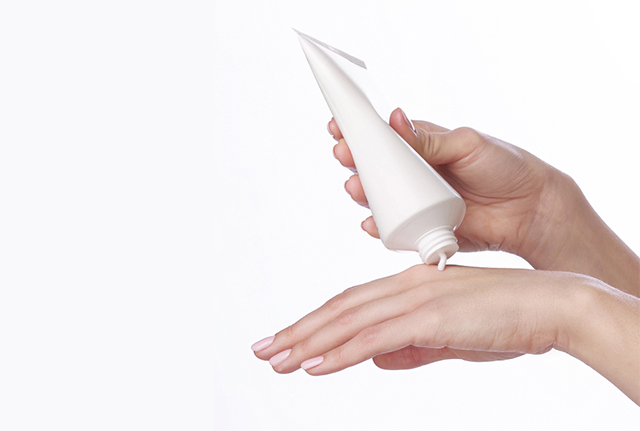 怀孕乱用护肤品会影响宝宝皮肤吗,孕期护肤品过敏对胎儿有什么影响