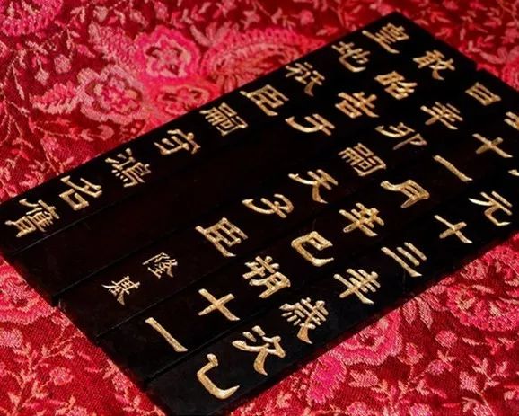 碧霞元君泰山奶奶挂件,泰山玉挂件泰山石敢当