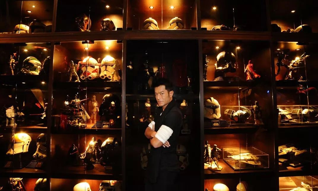 懂得让自己开心的男人，往往能挣钱又有趣｜基本款玩具