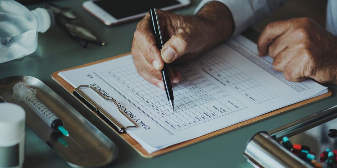 病历写错得到了赔偿怎么办,病历名字错了一个字还理赔吗