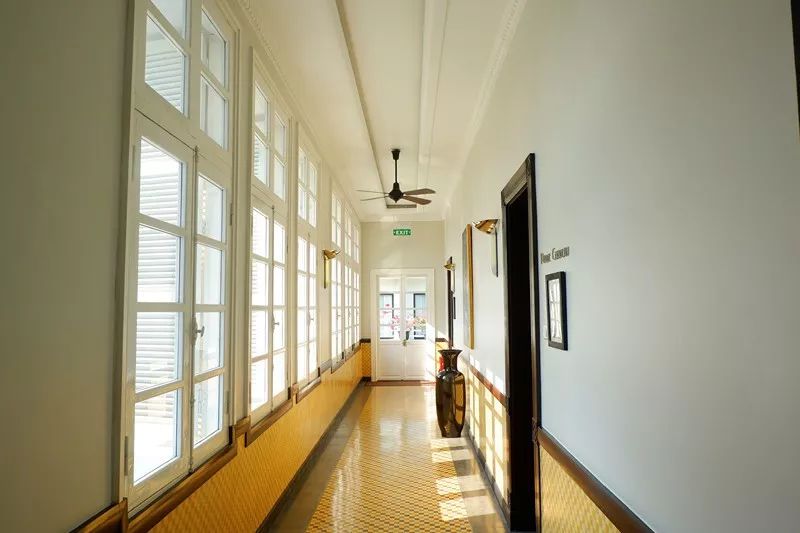 直飞3.5h抵达这座低物价高颜值海岛，入住亚洲最美洲际+安缦之父最新力作！