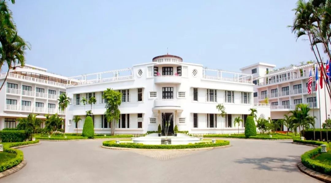 直飞3.5h抵达这座低物价高颜值海岛，入住亚洲最美洲际+安缦之父最新力作！