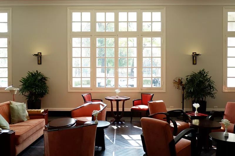 直飞3.5h抵达这座低物价高颜值海岛，入住亚洲最美洲际+安缦之父最新力作！