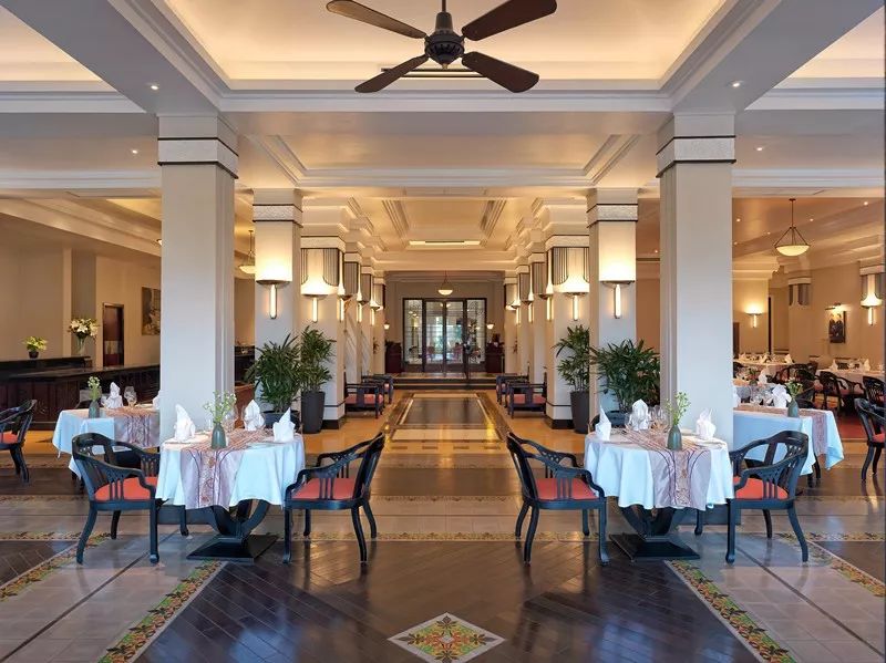 直飞3.5h抵达这座低物价高颜值海岛，入住亚洲最美洲际+安缦之父最新力作！