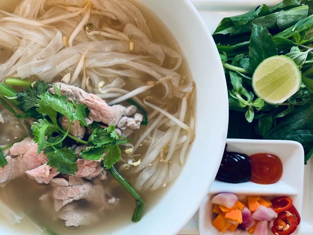 直飞3.5h抵达这座低物价高颜值海岛，入住亚洲最美洲际+安缦之父最新力作！