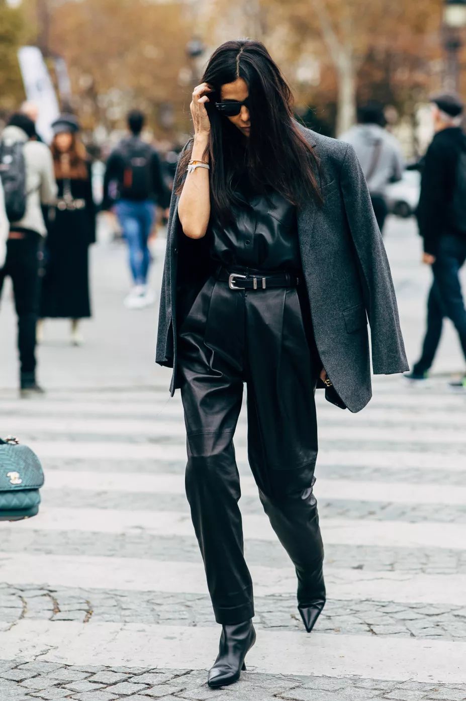 穿上它又酷又有钱，今年一定要买一件