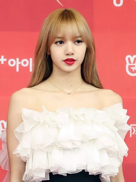 锁骨深浅不一样怎么办,锁骨变得不明显了是什么原因