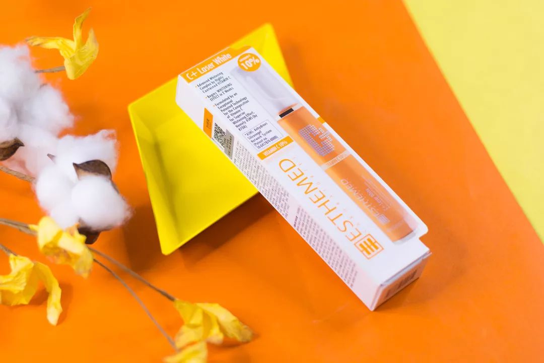 5个祛斑小妙招淡化晒斑雀斑痘印,痘印晒斑和疤痕用什么产品比较好