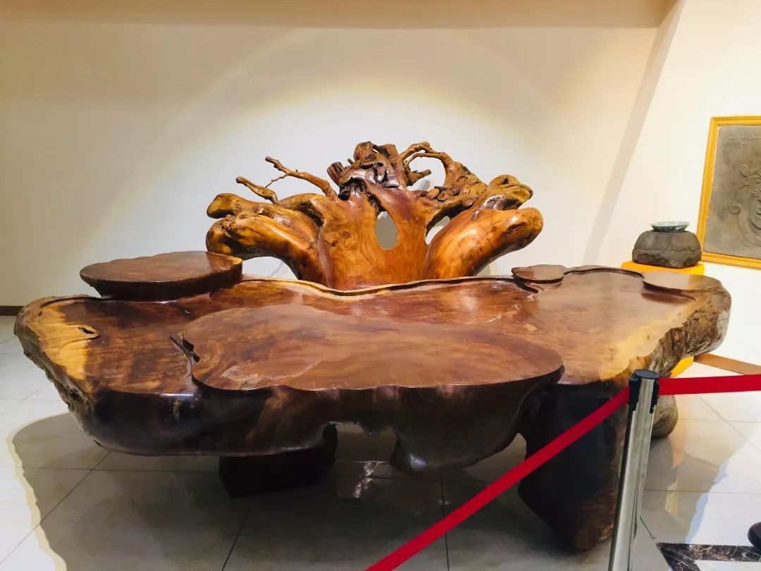 带孩子云游国内外10大顶级博物馆,青岩古镇金丝楠木博物馆