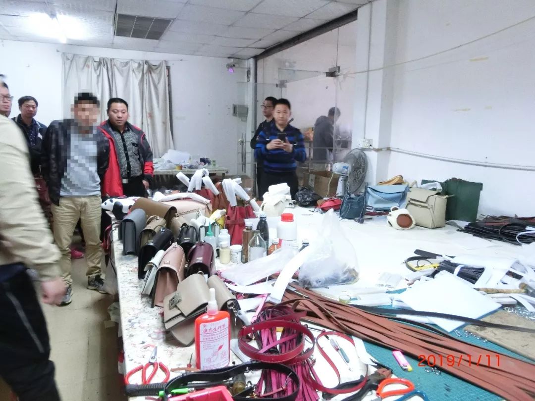 朋友圈里能买到LV、LOEWE“超A货”！“业界良心”是这样养成的…