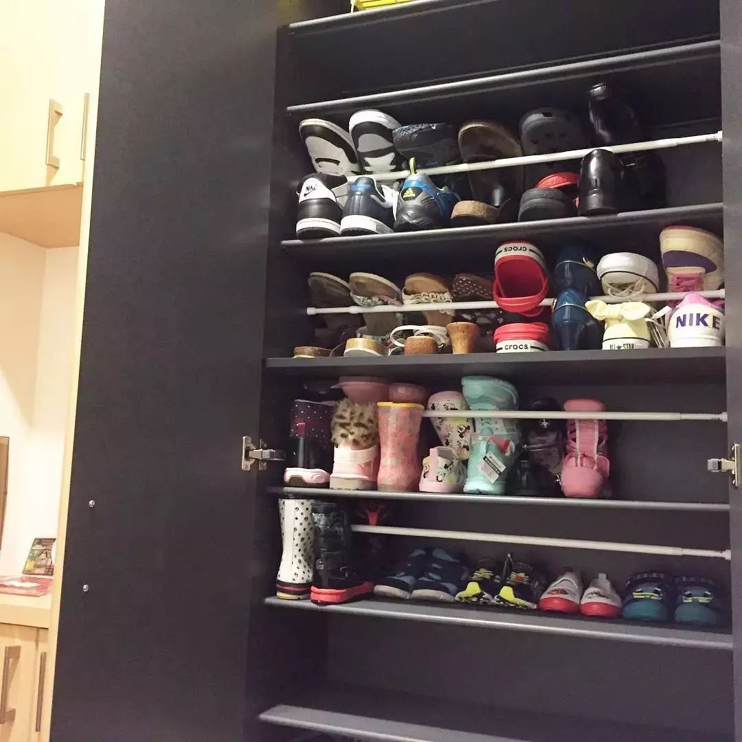 没有鞋柜鞋子太多怎么放,鞋柜格子太高如何多放几层鞋子